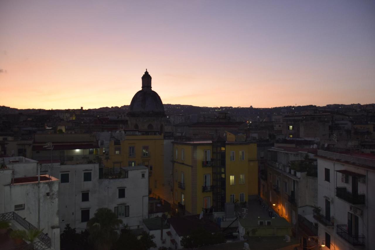 Metro Art Suite Napoli ภายนอก รูปภาพ